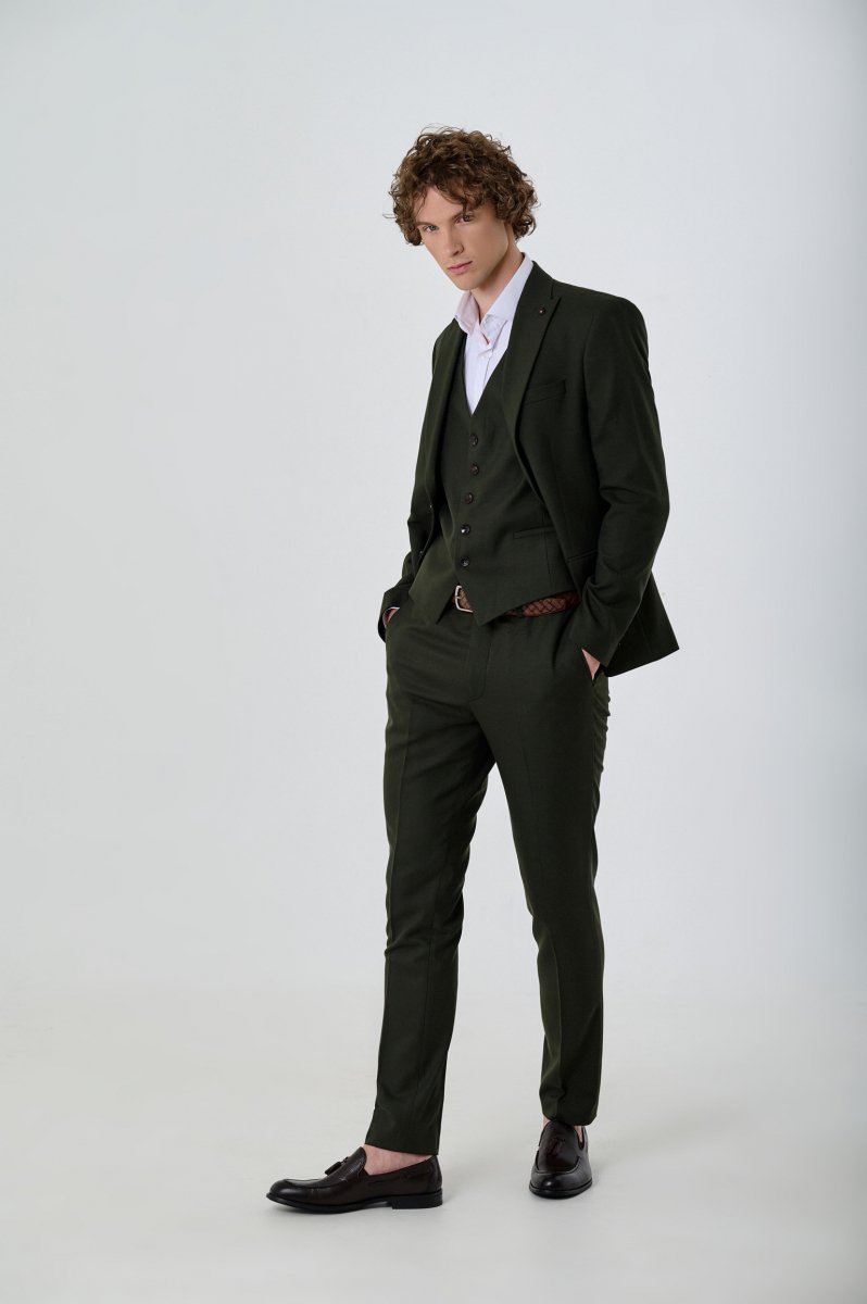 Men's three-piece suit with wool olive