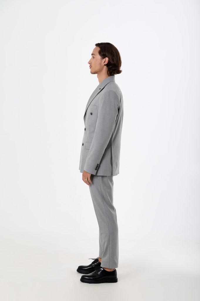 Men’s double-breasted suit with wool gray be Gentleman 2