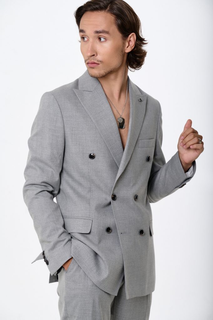 Men’s double-breasted suit with wool gray be Gentleman 2