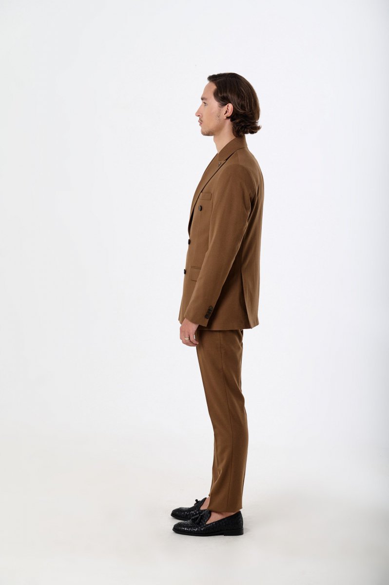 Men's double-breasted suit with wool, caramel