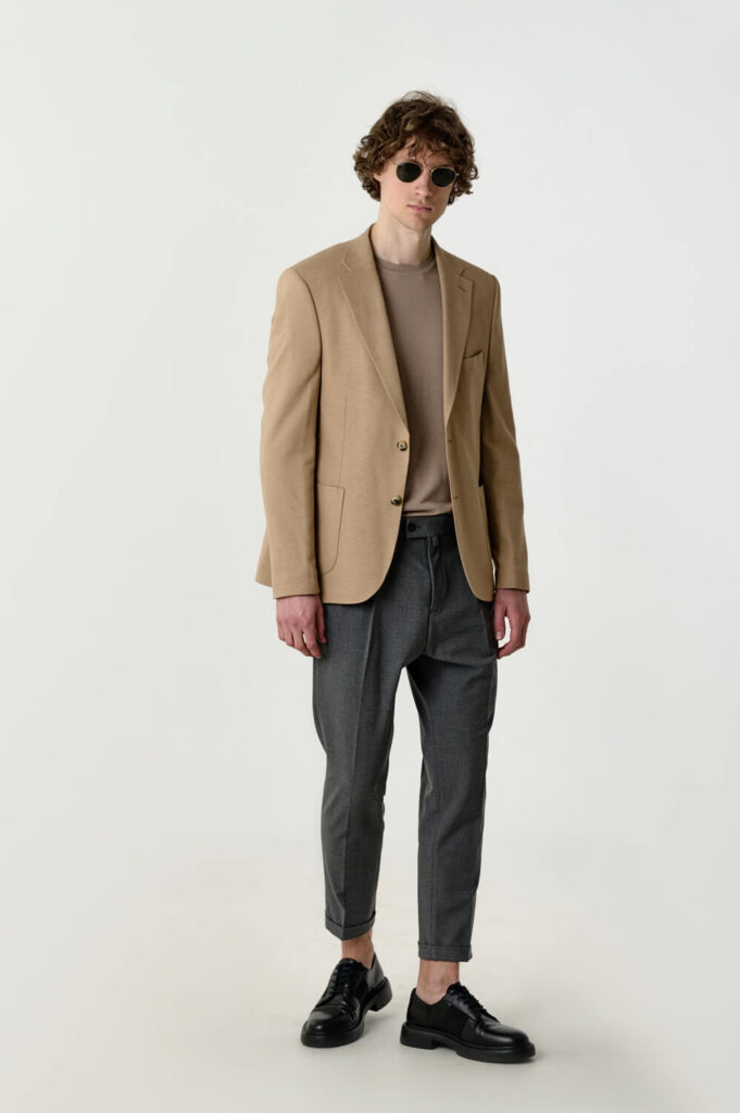 Beige jacket be Gentleman 2