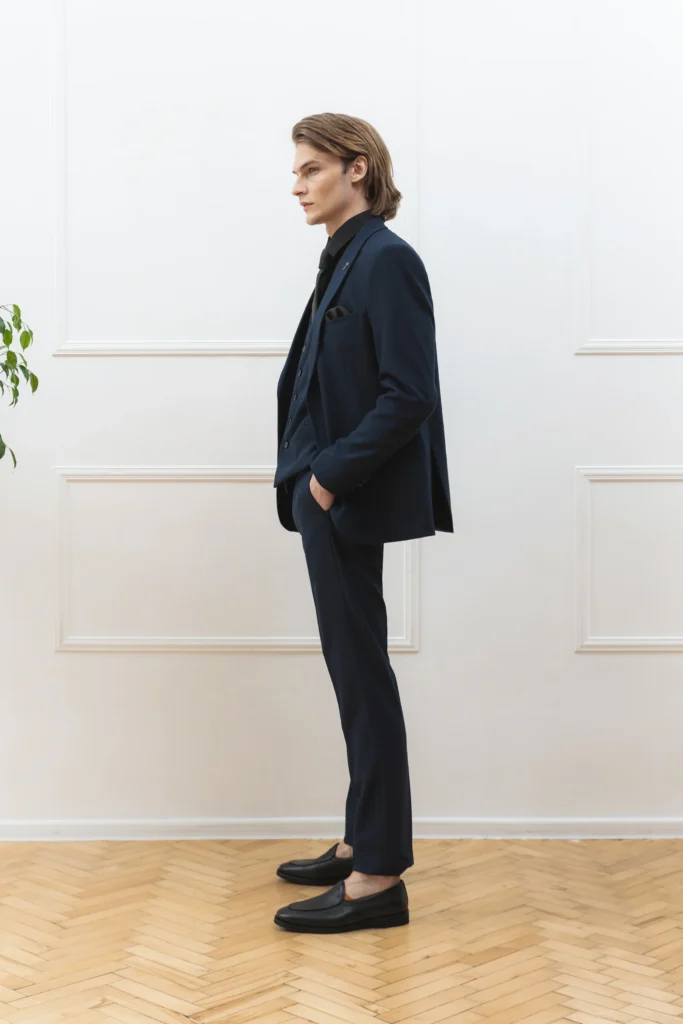 Men’s three-piece suit with wool blue be Gentleman 2