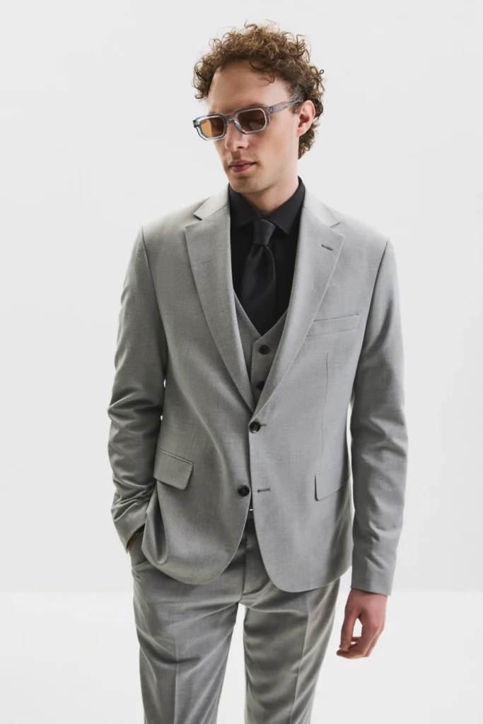Костюм Cool Grey be Gentleman 2