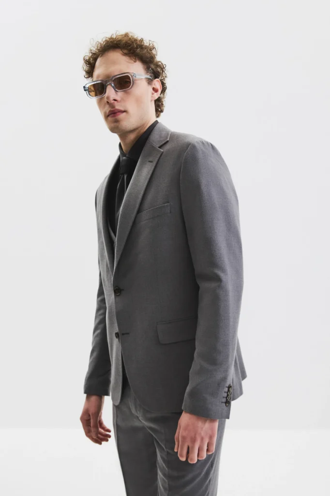 Steel Grey suit be Gentleman 2