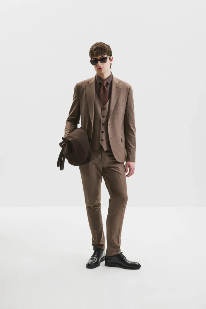 Chocolate Martini suit be Gentleman 2