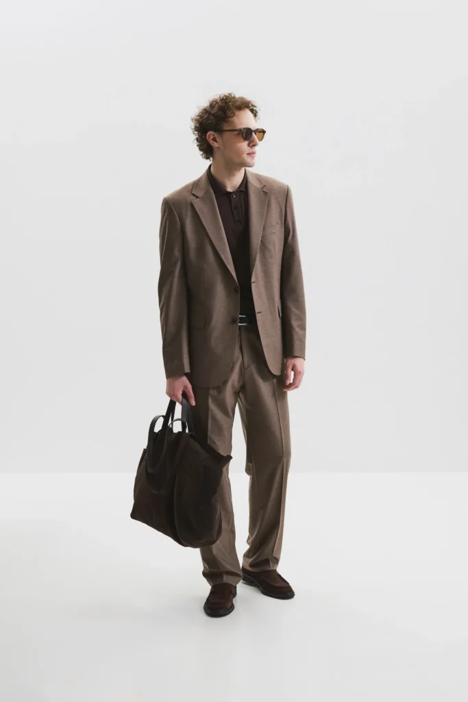 Mocha Mousse suit be Gentleman 2