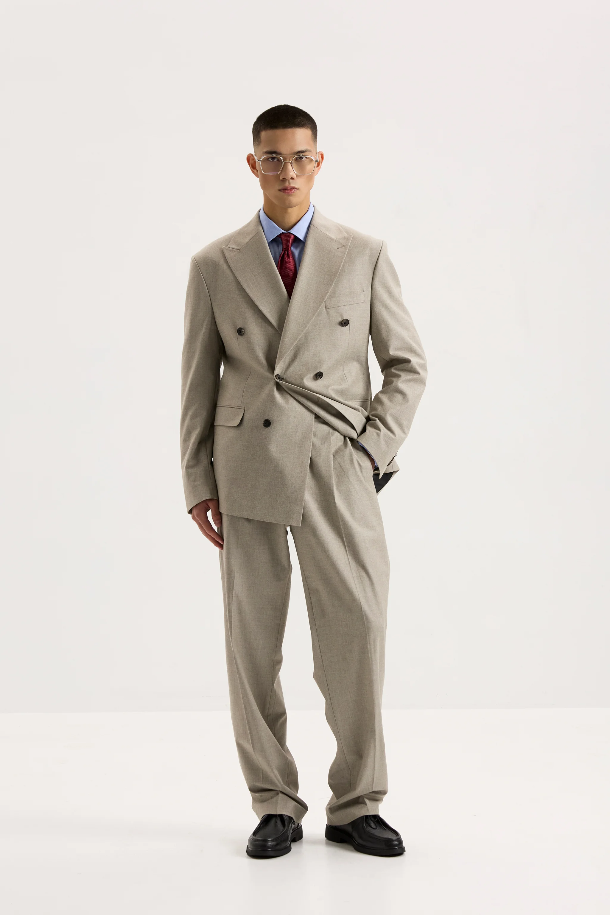 Костюм двобортний Light beige